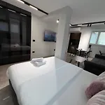 Apartament Alana's *