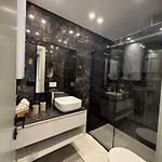 Alana's Apartament *