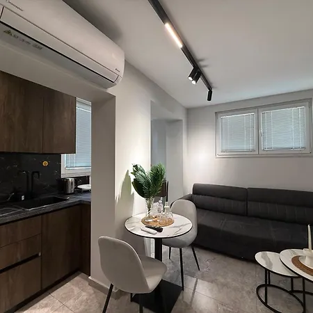 Apartment Alana's