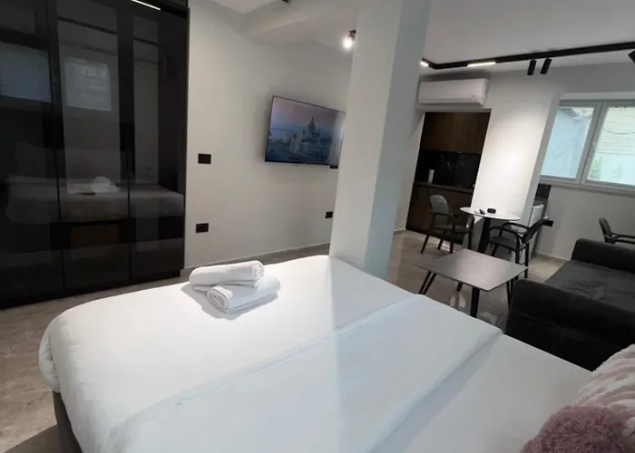 Apartment Alana's *